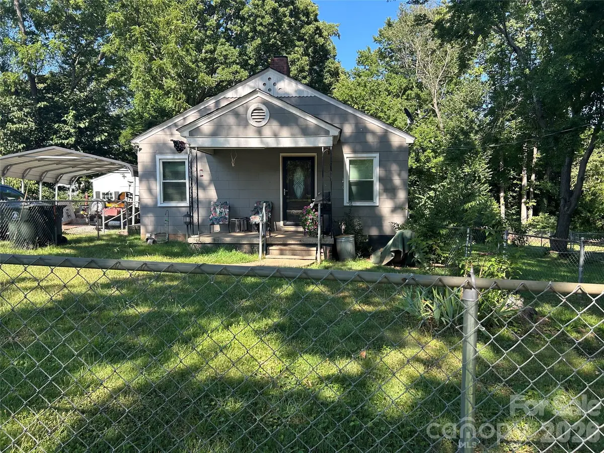 109 S Pine Street, Lowell, NC 28098 - #1