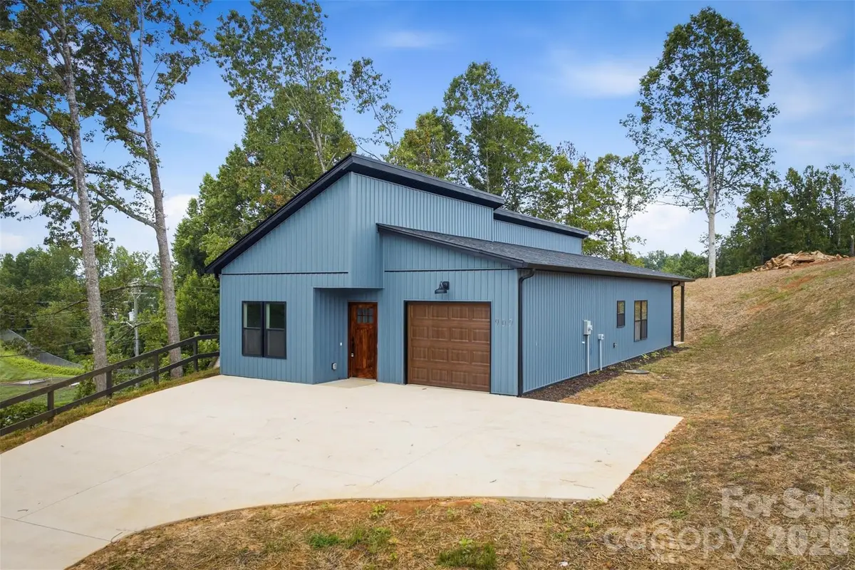 909 Overlook Drive Sw, Lenoir, NC 28645 - #1