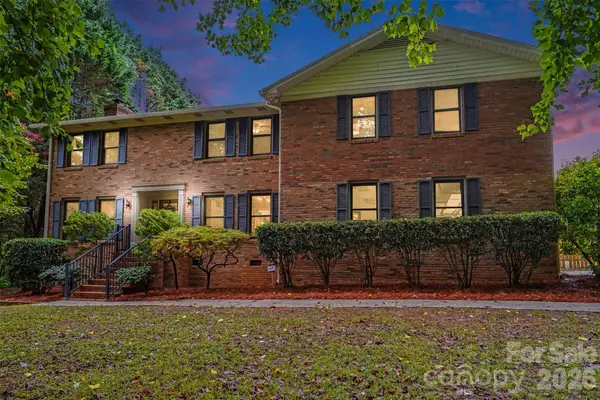 17016 Knoxwood Drive, Huntersville, NC 28078
