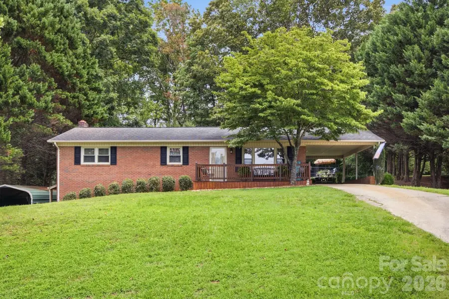 2516 Corolla Hills Drive, Lenoir, NC 28645 - #2
