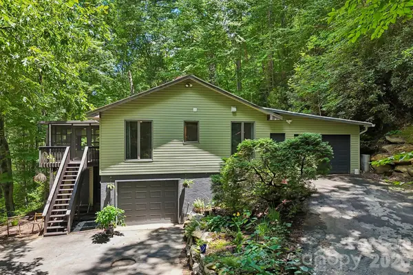637 Cascade Lake Road, Pisgah Forest, NC 28768