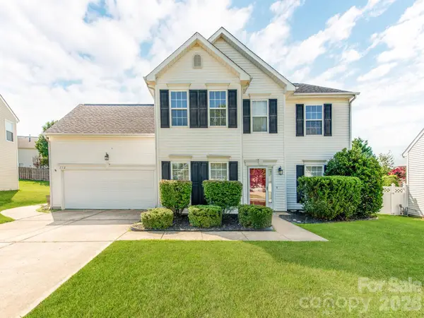 112 Elrosa Road, Mooresville, NC 28115