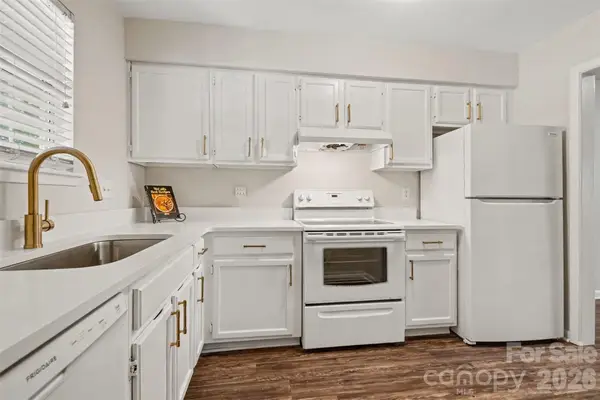 3312 Heathstead Place, Charlotte, NC 28210