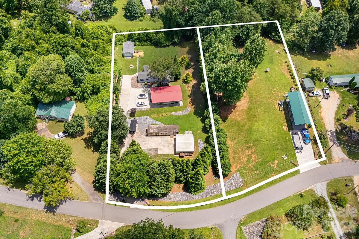 340 and 298 Apache Path, Marion, NC 28752 - #1