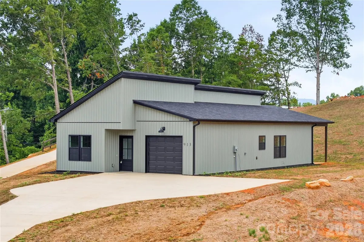 913 Overlook Drive Sw, Lenoir, NC 28645 - #1
