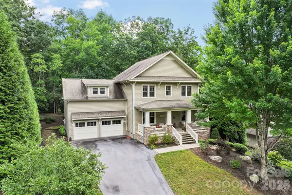 46 Slide Rock Way, Fairview, NC 28730