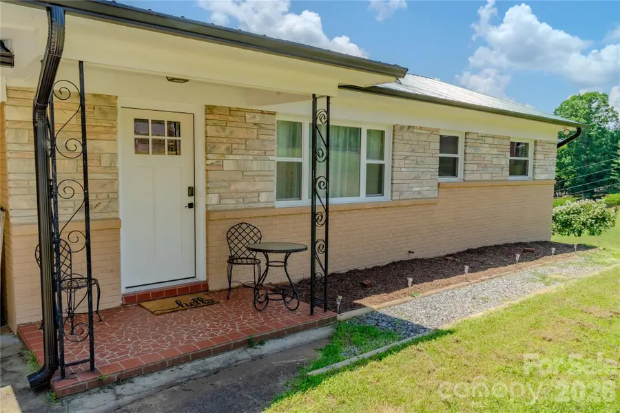 4852 Midway Sand Road, Hickory, NC 28601 - #2