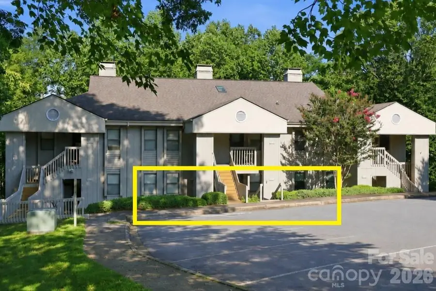 1503 Abbey Circle, Asheville, NC 28805 - #2