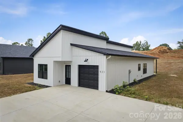 921 Overlook Drive Sw, Lenoir, NC 28645
