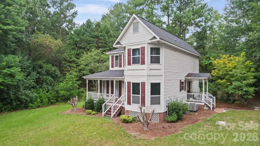 261 Lakeside Drive, Hartsville, SC 29550 - #3
