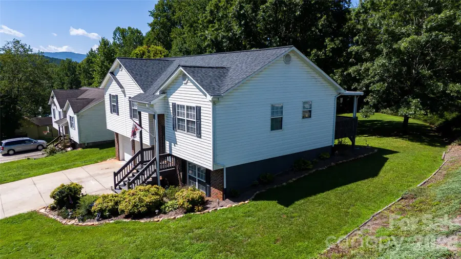 202 Raintree Lane, Morganton, NC 28655 - #3