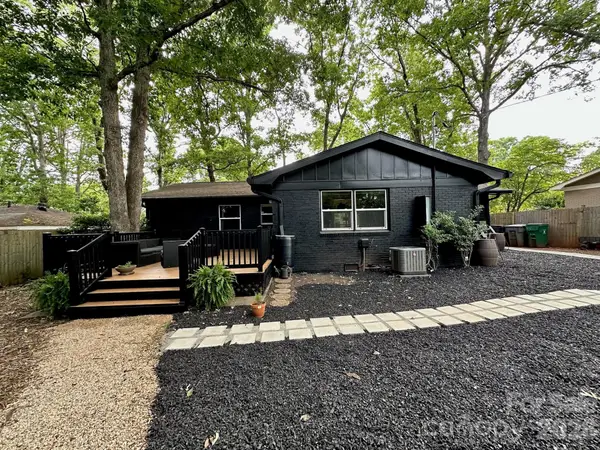 4508 Ivanhoe Place, Charlotte, NC 28205