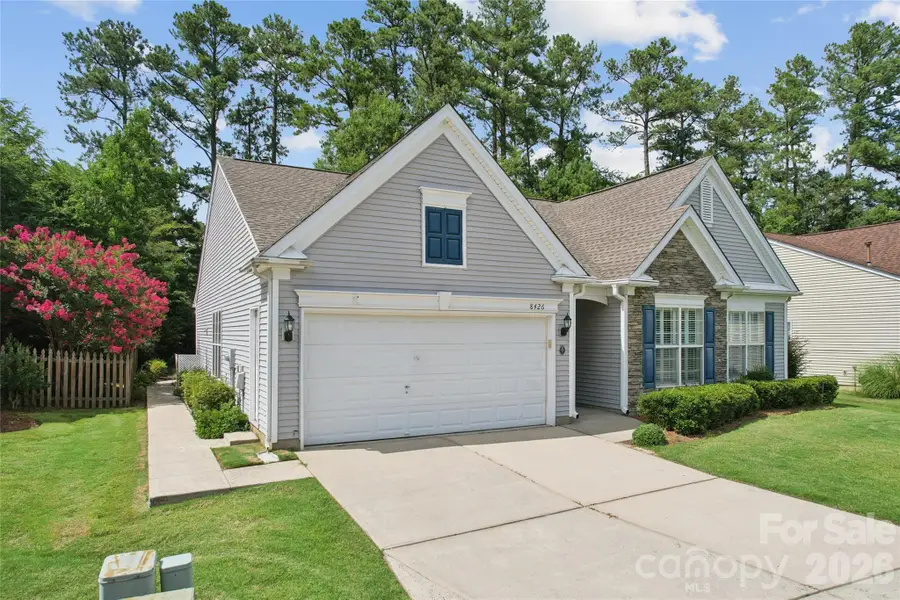 8426 Heron Glen Drive, Charlotte, NC 28269 - #2