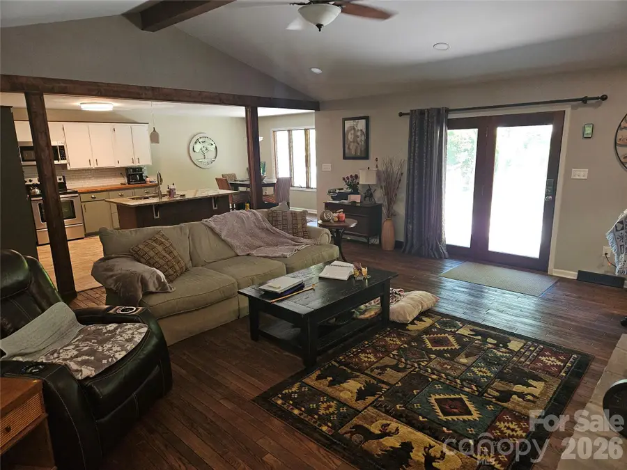 216 Brentwood Circle, Newton, NC 28658 - #3