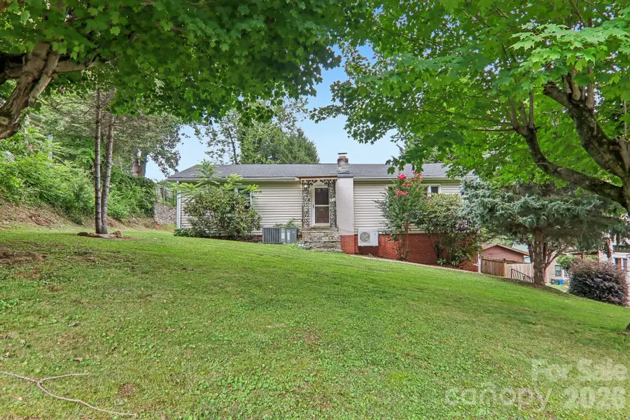 131 & 135 Boyd Avenue, Waynesville, NC 28786 - #3