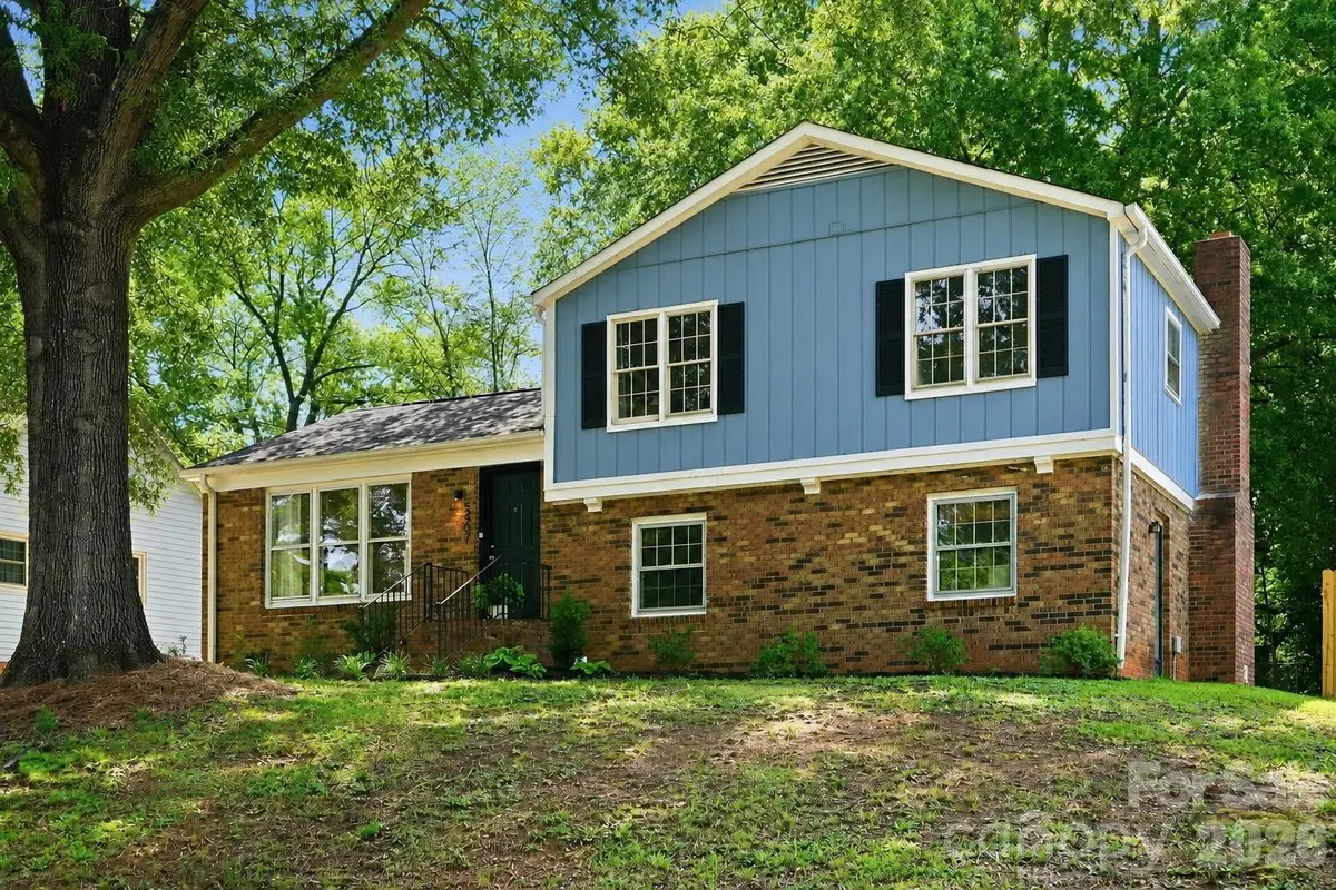 5407 Autumn End Circle, Charlotte, NC 28212 - #1