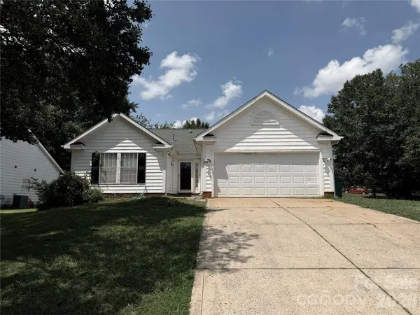 1202 Gretna Green Drive, Charlotte, NC 28217