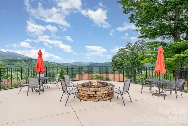508 Over Look Drive #PISGAH - 2, Burnsville, NC 28714