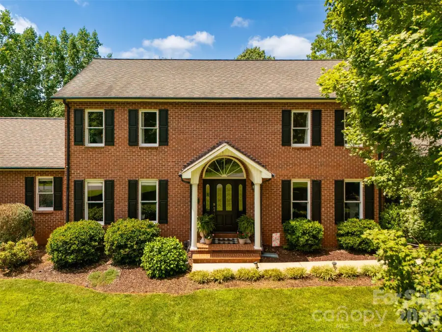 1413 Windemere Lane, Hickory, NC 28602 - #2