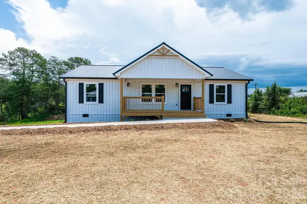 112 Dove Street Sw, Lenoir, NC 28645