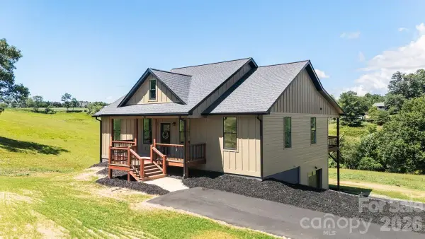 30 Johnny Roberts Road, Alexander, NC 28701