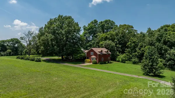2097 Hermit Trail, Newton, NC 28658