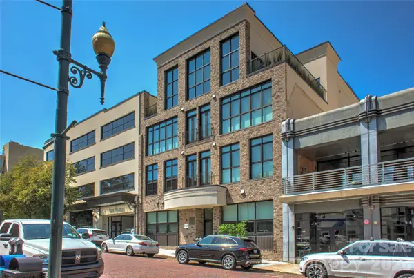 17 N Market Street #202, Asheville, NC 28801