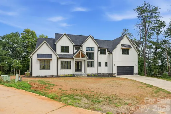 301 Spanish Oak Lane, Gastonia, NC 28056