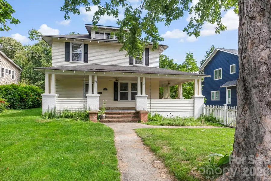 729 5th Avenue W, Hendersonville, NC 28739 - #3