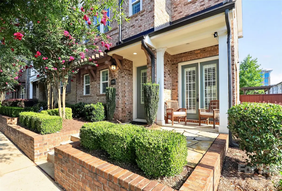 8910 Matthews Farm Lane, Charlotte, NC 28277 - #1