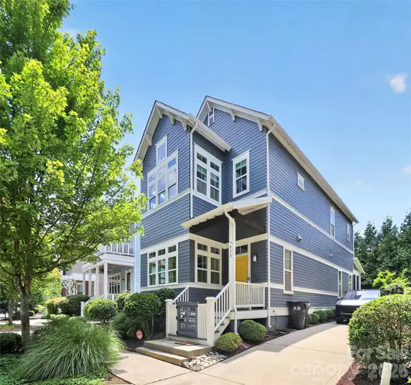1539 Tippah Park Court, Charlotte, NC 28205
