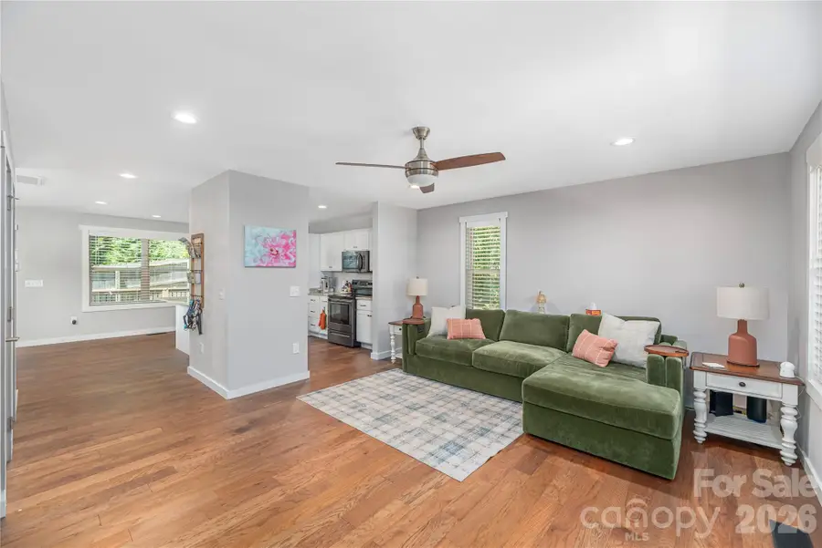 10 Hi Alta Avenue, Asheville, NC 28806 - #3