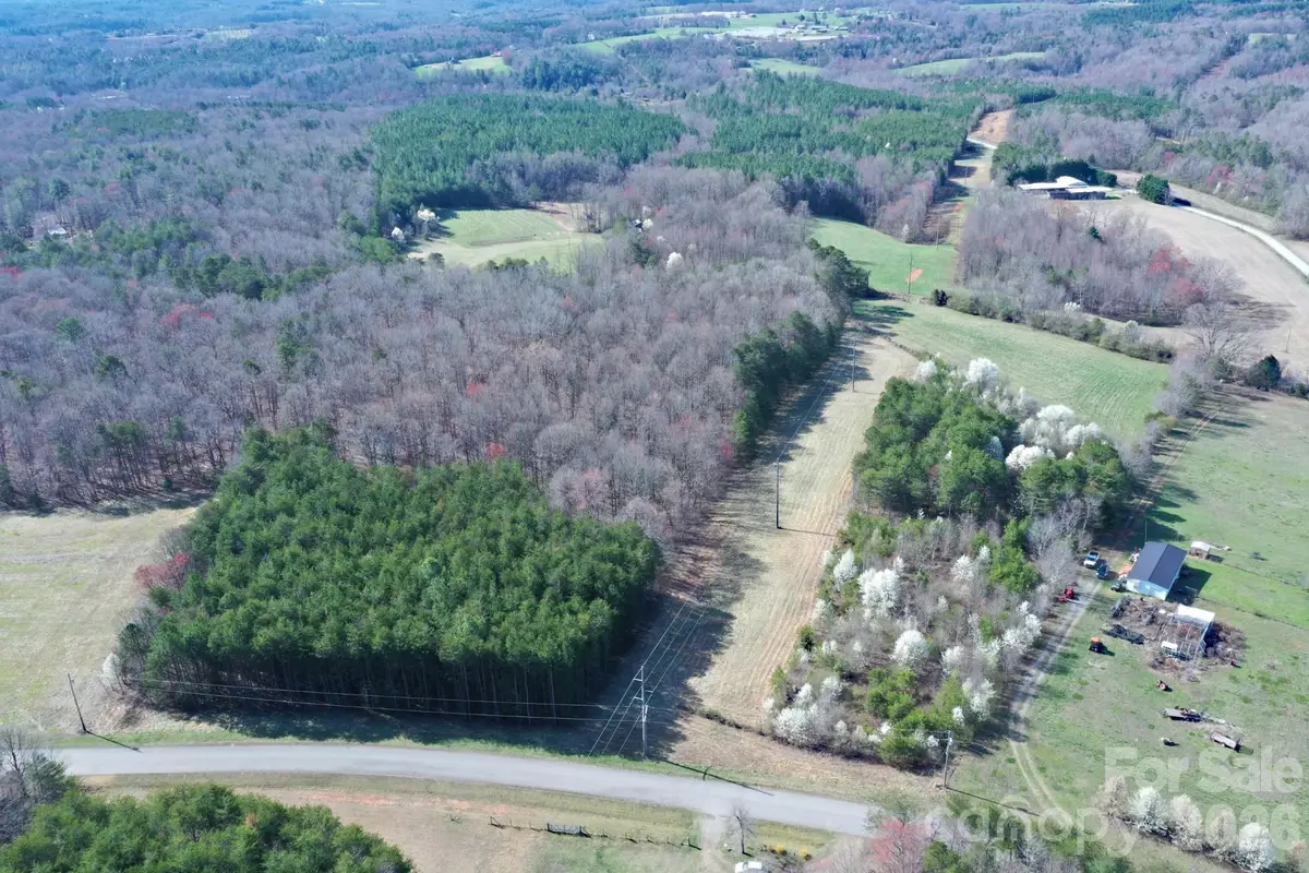 1188 Camp Creek Road, Hickory, NC 28602 - #1