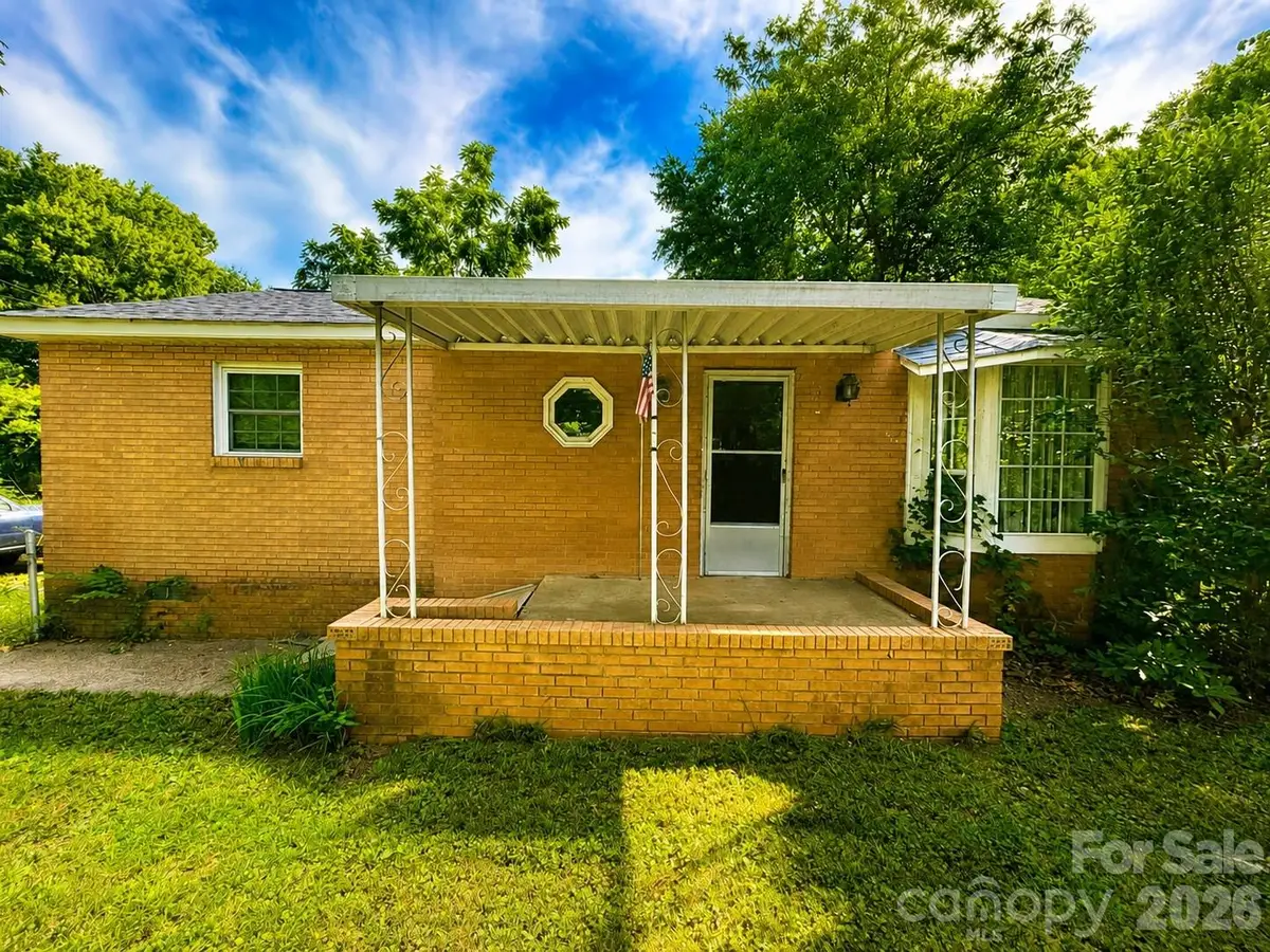 128 E Hilltop Drive, Gastonia, NC 28054 - #1