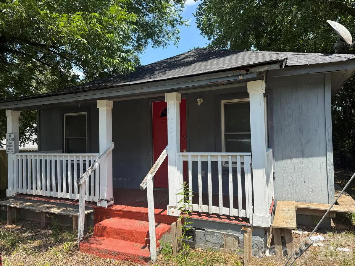 706 N Logan Street, Gastonia, NC 28052 - #1