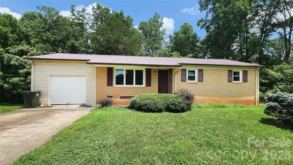 1026 Quail Hill Avenue, Newton, NC 28658