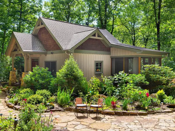 352 Celo Cove Drive #18, Burnsville, NC 28714