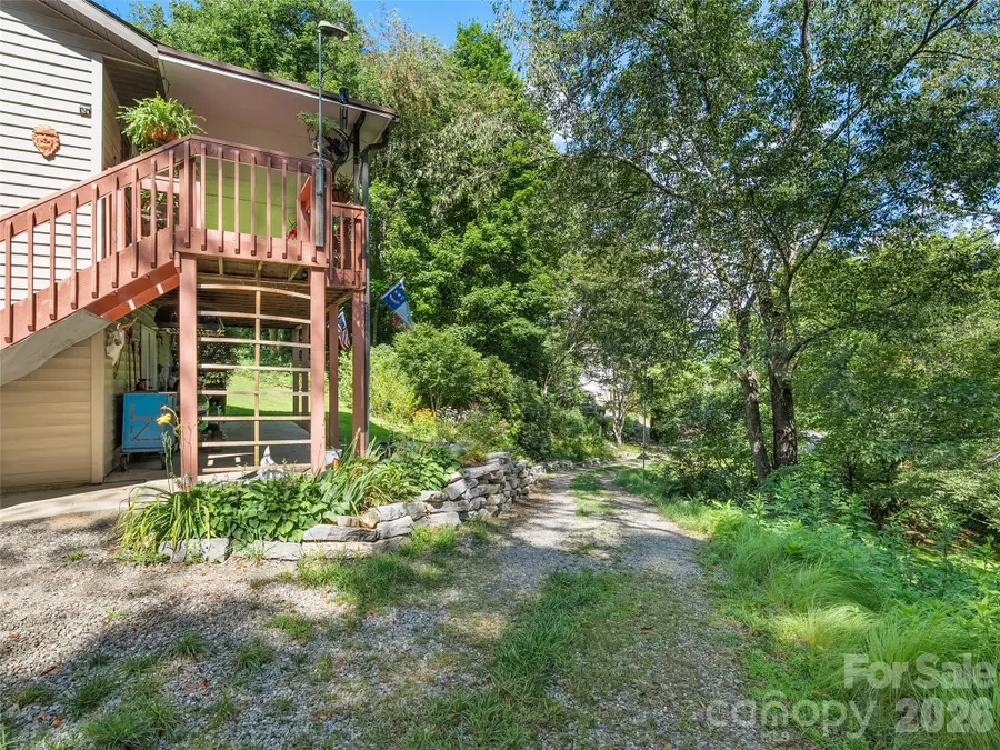 462 Farley Street, Waynesville, NC 28786 - #3