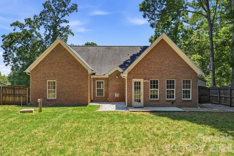 139 Spicewood Circle, Troutman, NC 28166 - #2