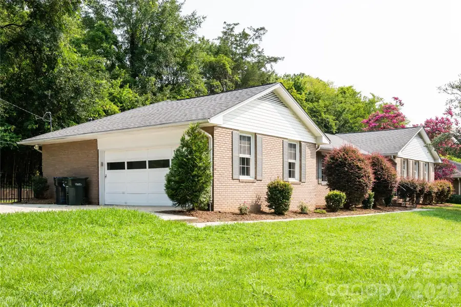 171 Suburban Avenue Ne, Concord, NC 28025 - #2