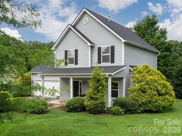 23 Scottish Circle, Asheville, NC 28803