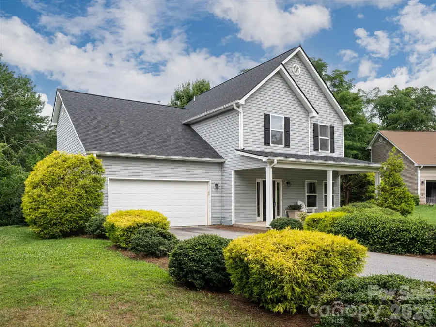 23 Scottish Circle, Asheville, NC 28803 - #3