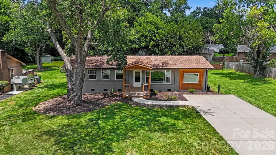 4219 Tipperary Place, Charlotte, NC 28215 - #2