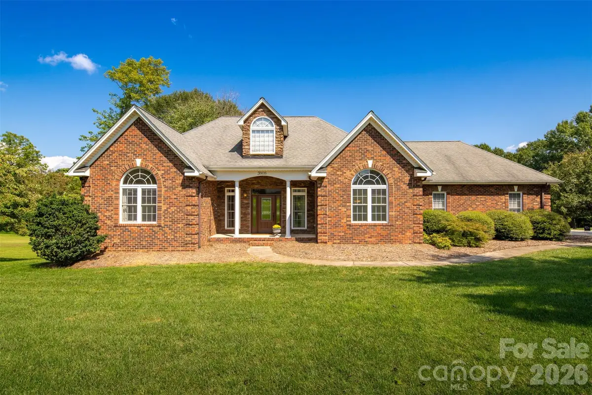 3808 Falling Creek Road Ne, Hickory, NC 28601 - #1