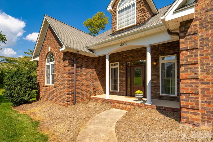 3808 Falling Creek Road Ne, Hickory, NC 28601 - #3