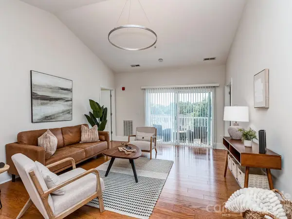 6605 Central Pacific Avenue #403, Charlotte, NC 28210