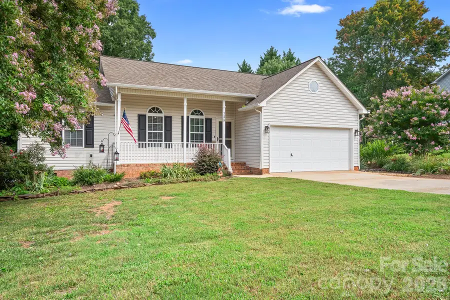 138 Valley Glen Drive, Troutman, NC 28166 - #2