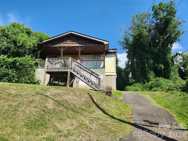 53 Max Street, Asheville, NC 28801