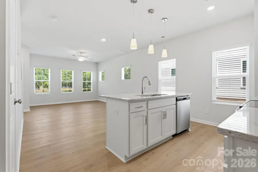 4618 Lakeview Road, Charlotte, NC 28216 - #3