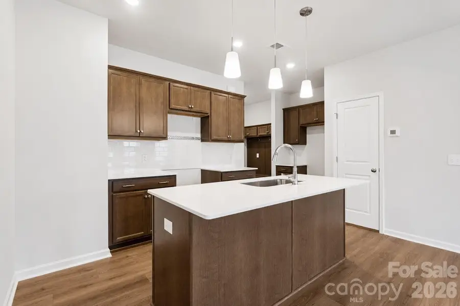 4750 Lakeview Road, Charlotte, NC 28216 - #2